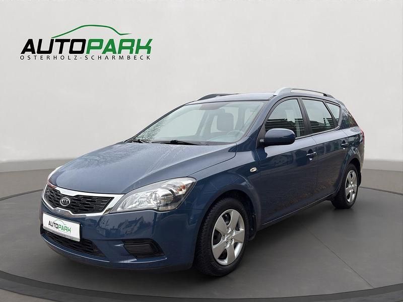 Blau Gebraucht 2013 Kia Ceed Sportswagon Edition 7 Kombi | 7.450 € (Guter Preis) - Bild 1/4