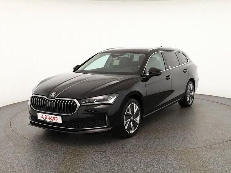Schwarz Gebraucht 2024 Skoda Superb Kombi | 40.990 € (Superpreis) - Bild 1/4