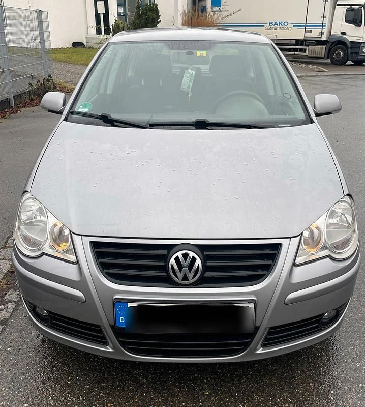 Silber Gebraucht 2007 VW Polo Kleinwagen | 4.100 € (Etwas zu teuer) - Bild 1/4
