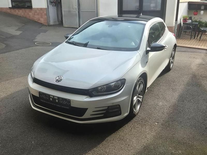Weiß Gebraucht 2016 VW Scirocco Coupé | 17.800 € (Fairer Preis) - Bild 1/4