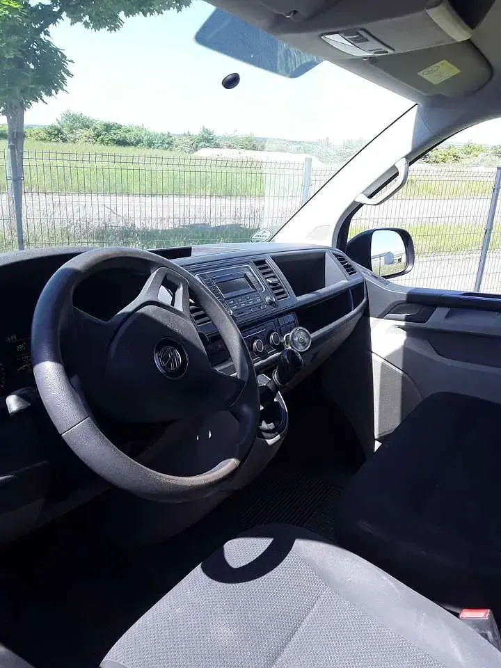 Gebraucht VW Multivan Trendline 114 PS (83 kW) 2018 Blau Van / Kleinbus