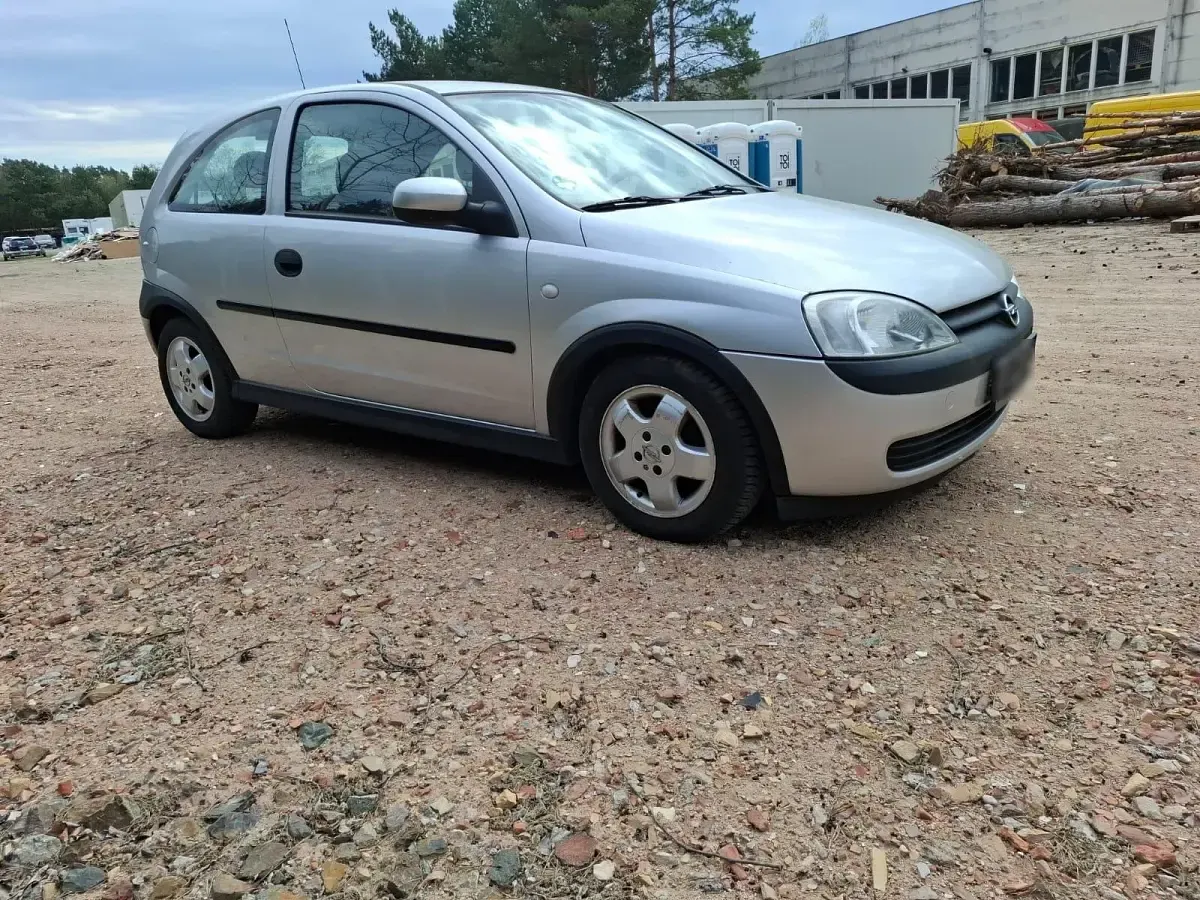 Second-hand Opel Corsa 75 CP (55 kW) 2012 Argintiu Hatchback