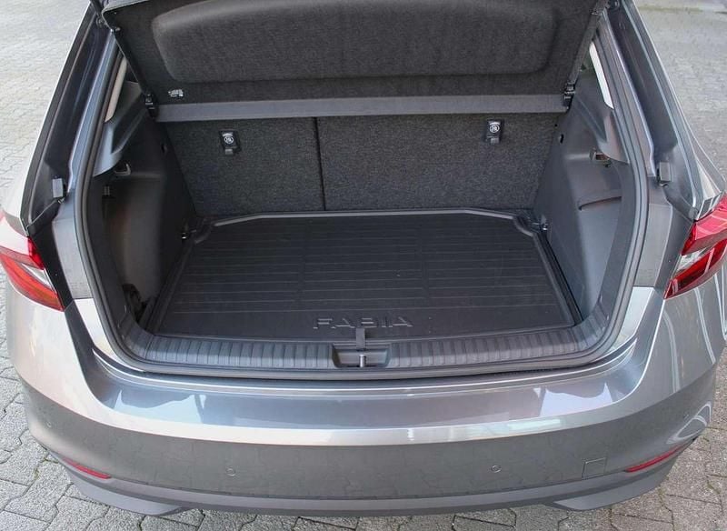 Ny Skoda Fabia Selection 116 HK (85 kW) 2025 Grå Hatchback