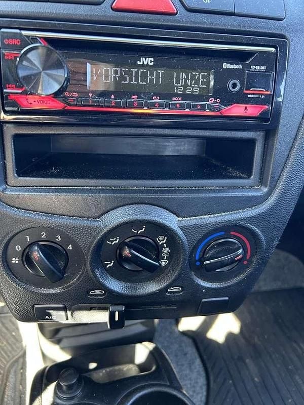 Rot Gebraucht 2012 Kia Picanto Kleinwagen | 2.100 € (Fairer Preis) - Bild 1/4