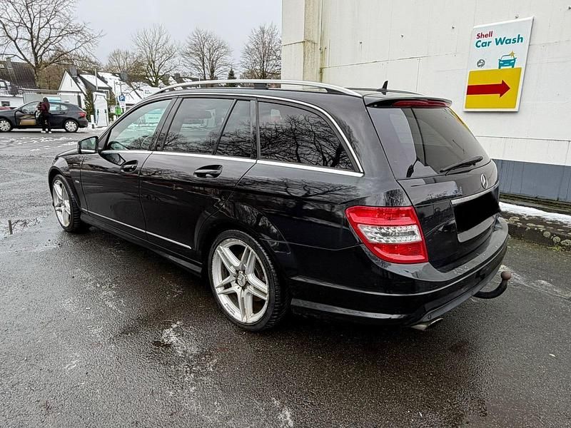 Gebraucht Mercedes C350 231 PS (169 kW) 2011 Schwarz Kombi