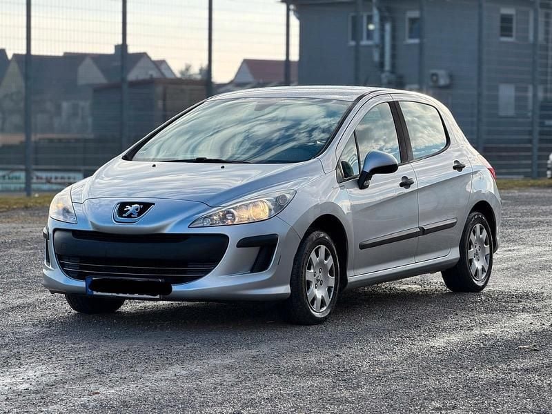 Silber Gebraucht 2010 Peugeot 308 Limousine | 1.900 € - Bild 1/4