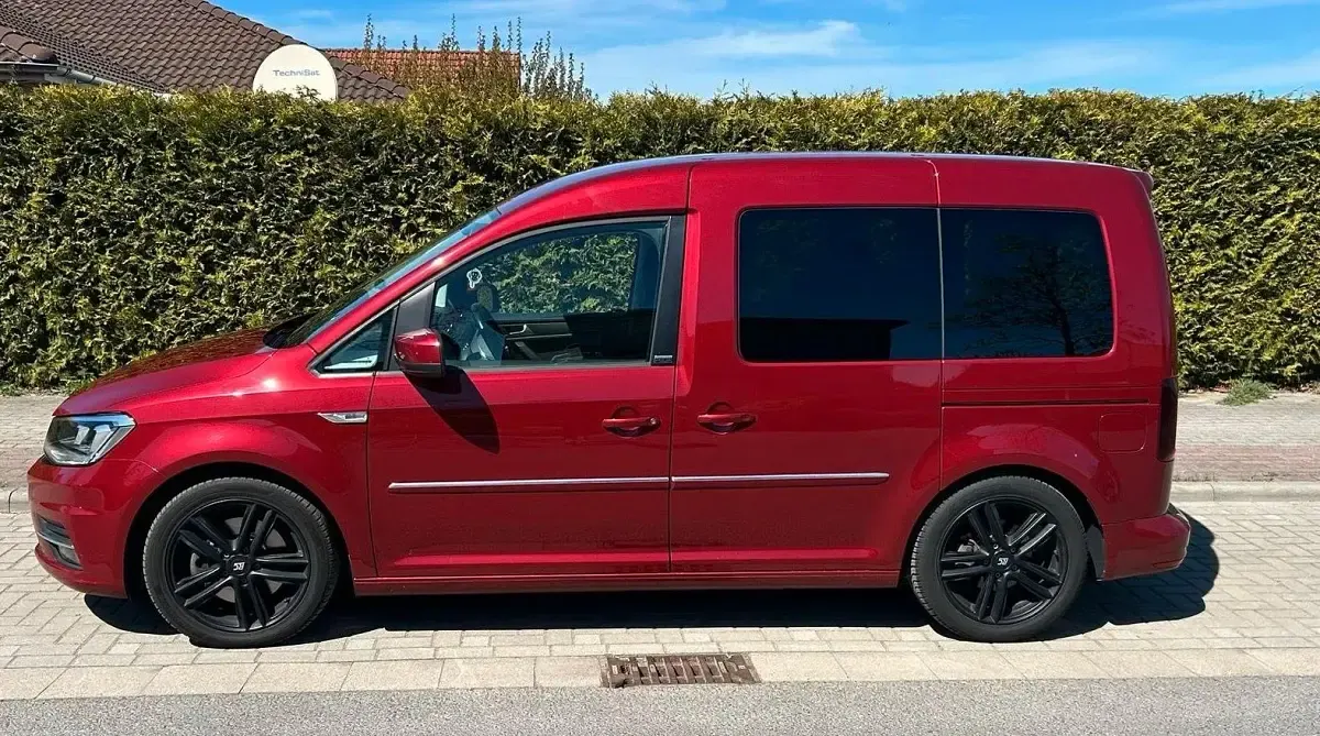 Gebraucht VW Caddy 150 PS (110 kW) 2015 Rot Van / Kleinbus
