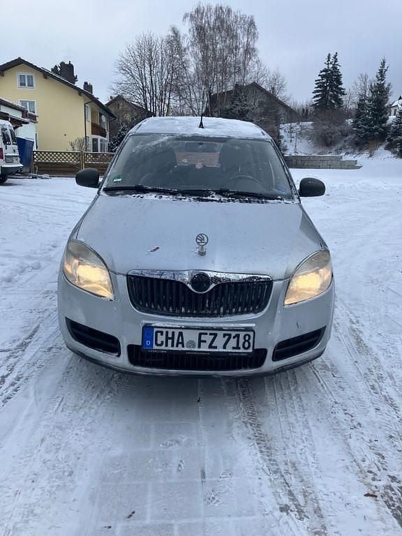 Grau Gebraucht 2007 Skoda Roomster Van / Kleinbus | 1.800 € (Fairer Preis) - Bild 1/4
