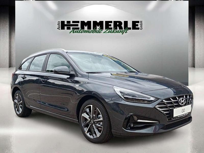 Gebraucht Hyundai i30 Trend 120 PS (88 kW) 2024 Grau Kombi