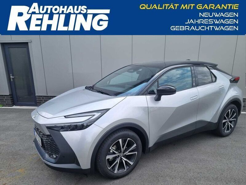 Shimmeringsilver Gebraucht 2024 Toyota C-HR Team SUV | 34.550 € (Fairer Preis) - Bild 1/4