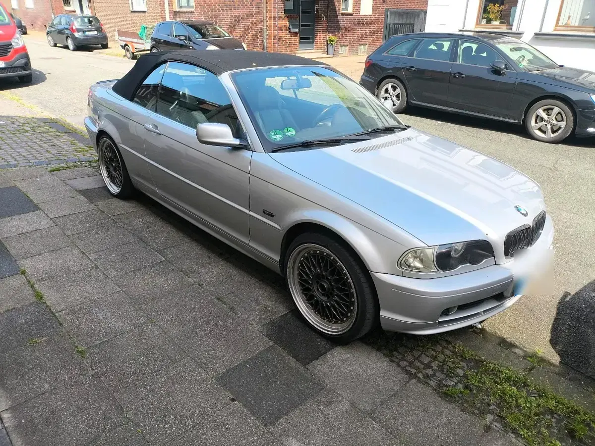 Gebraucht BMW 323 Cabriolet 170 PS (125 kW) 2000 Silber Cabrio
