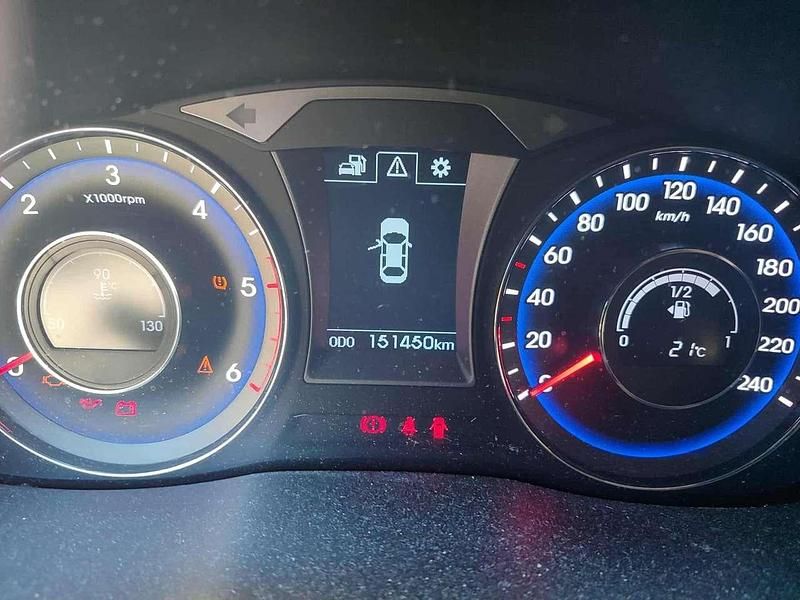 Braun Gebraucht 2016 Hyundai i40 Classic Kombi | 7.500 € (Fairer Preis) - Bild 1/4