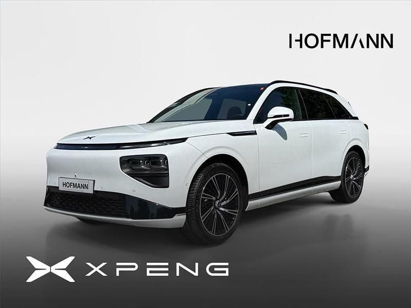 Weiß Gebraucht 2025 XPENG G9 AWD Performance SUV | 62.030 € (Superpreis) - Bild 1/3