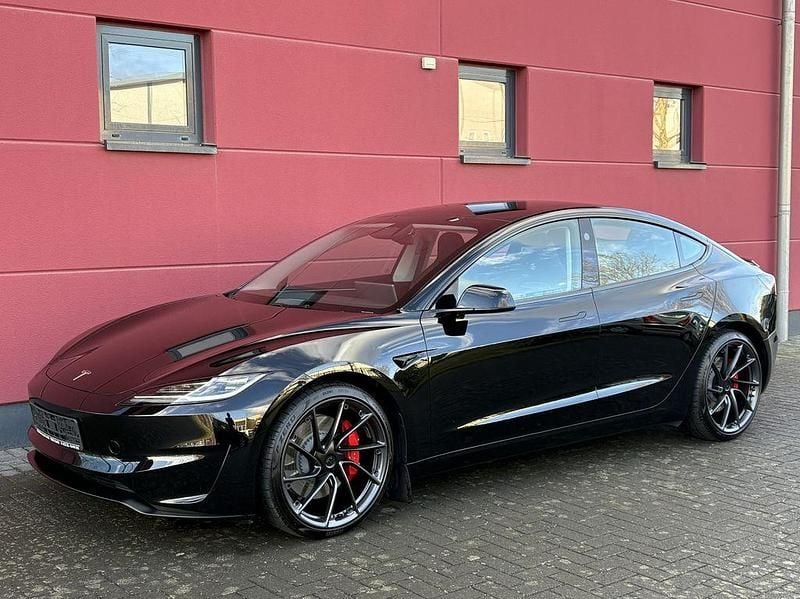 Gebraucht Tesla Model 3 Performance 461 kW (627 PS) 2025 Diamondblack** Limousine
