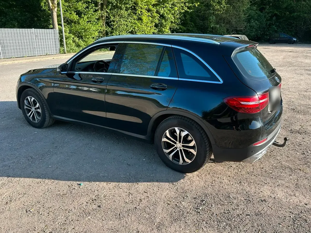 Gebraucht Mercedes GLC220 185 PS (136 kW) 2016 Schwarz SUV