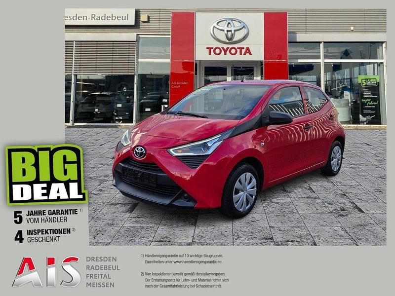 Vulcanorot Gebraucht 2019 Toyota Aygo Business Edition Kleinwagen | 8.550 € (Fairer Preis) - Bild 1/4