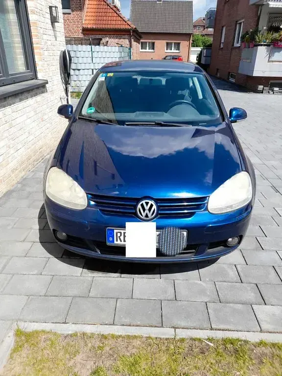 Gebraucht VW Golf V 140 PS (102 kW) 2007 Blau Limousine