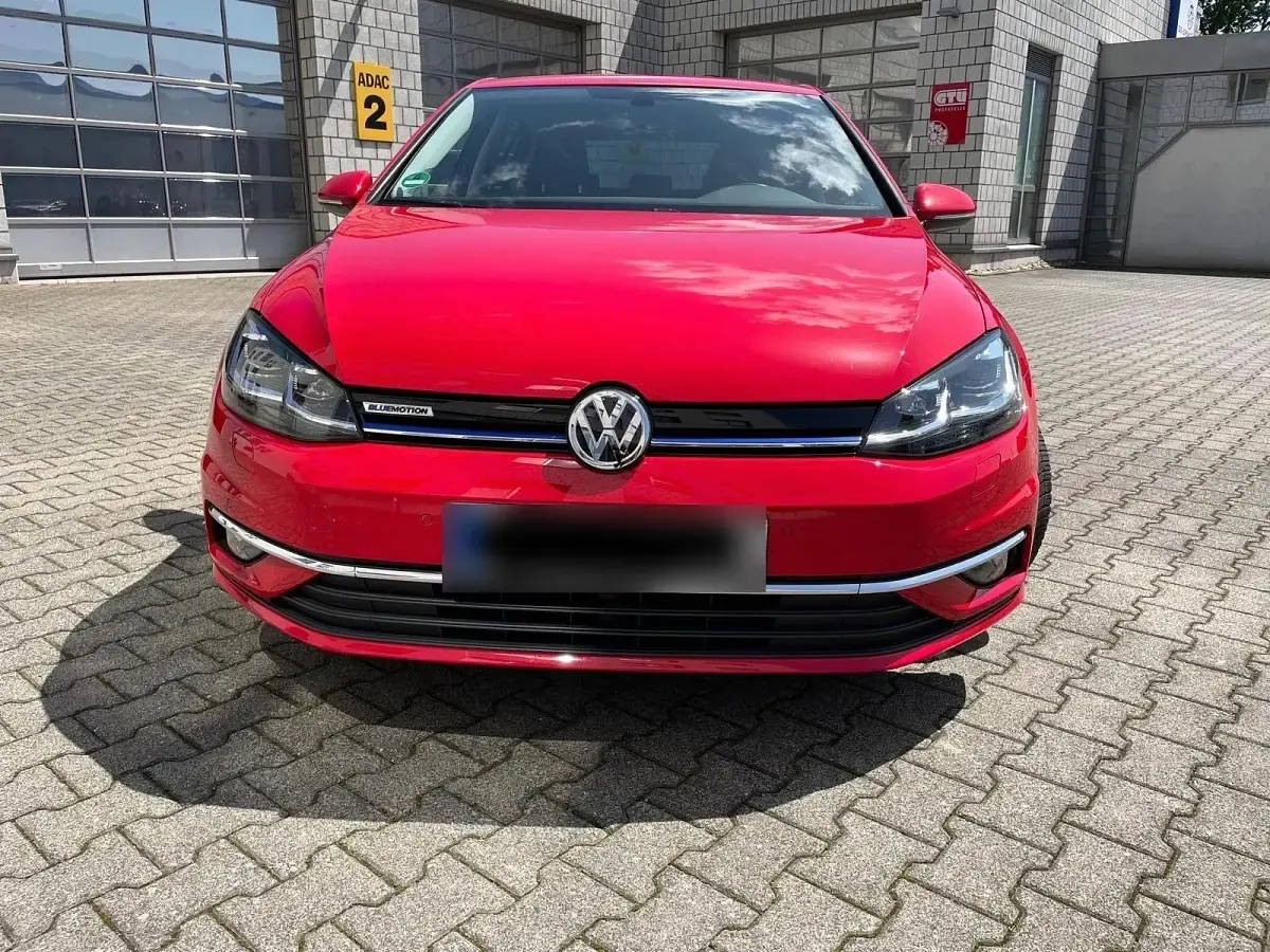 Gebraucht VW Golf VII Join 131 PS (96 kW) 2018 Rot Limousine