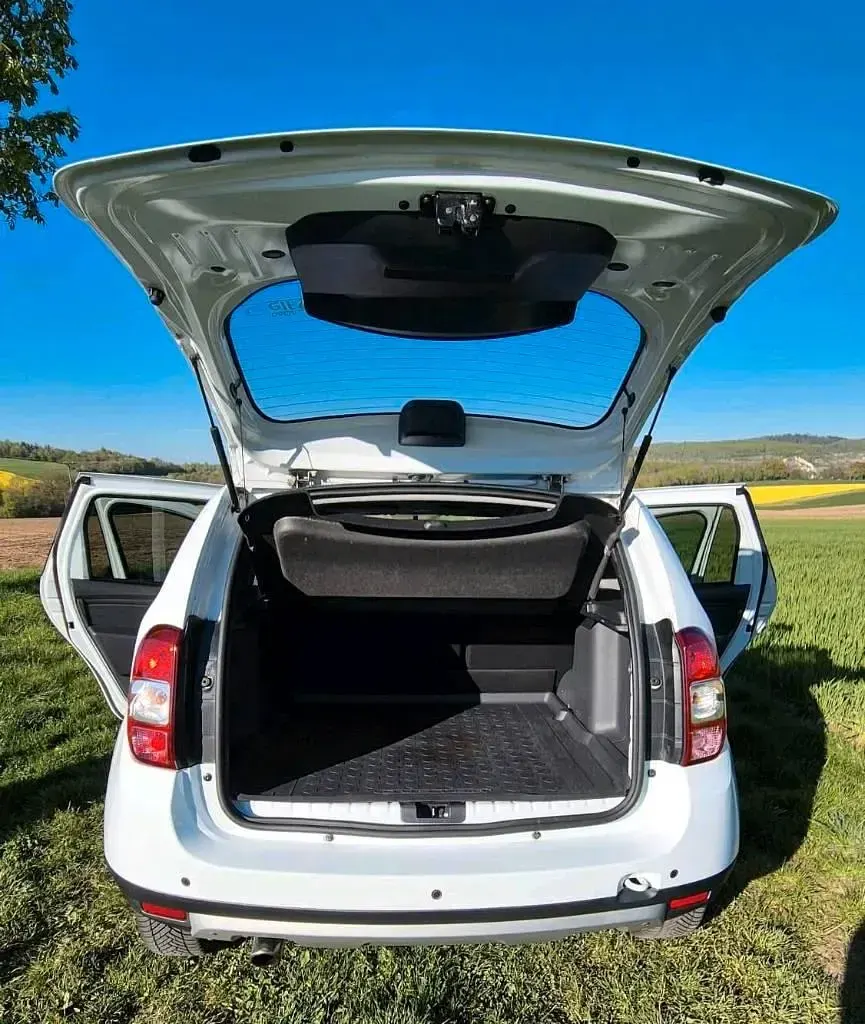 Używany Dacia Duster Black Shadow 125 KM (91 kW) 2017 Biały SUV