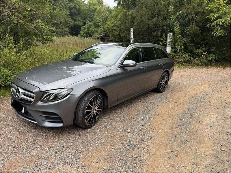 Gebraucht Mercedes E400 333 PS (244 kW) 2017 Grau Kombi