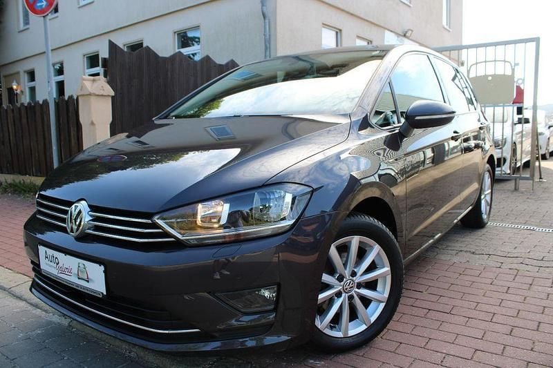 Grau Gebraucht 2016 VW Golf Sportsvan LOUNGE Van / Kleinbus | 8.999 € (Guter Preis) - Bild 1/4