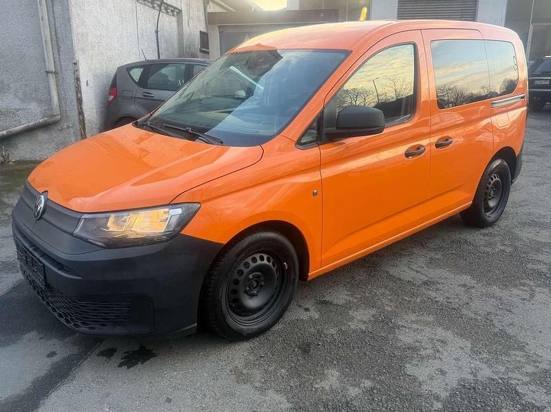 Gebraucht VW Caddy 102 PS (75 kW) 2021 Orange Van / Kleinbus