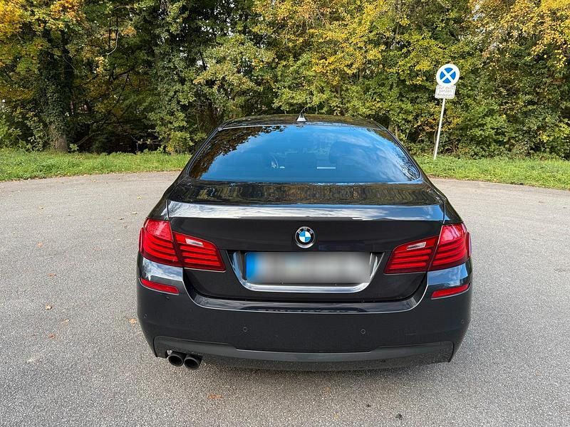 Gebraucht BMW 530 M Sport 258 PS (189 kW) 2014 Grau Limousine