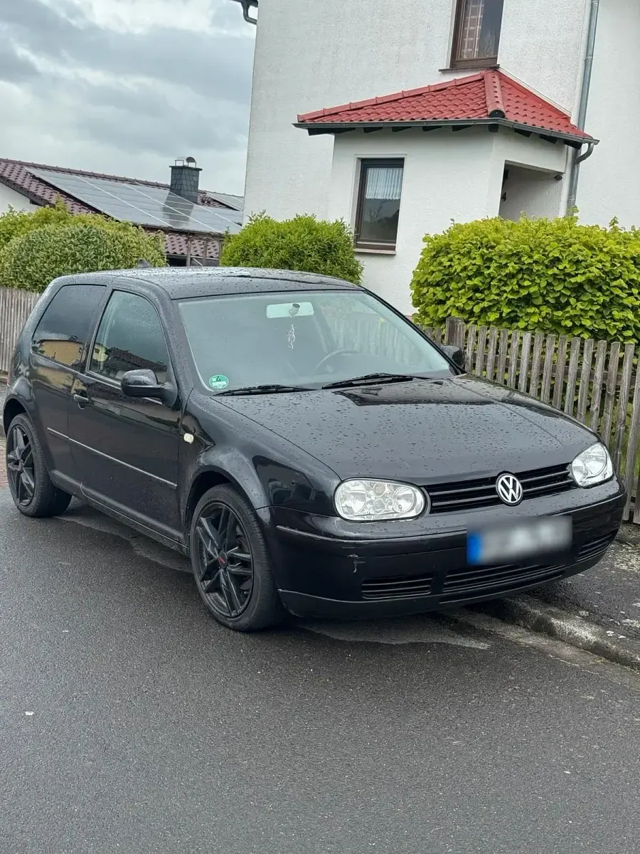 Gebraucht VW Golf 116 PS (85 kW) 2000 Schwarz Coupé