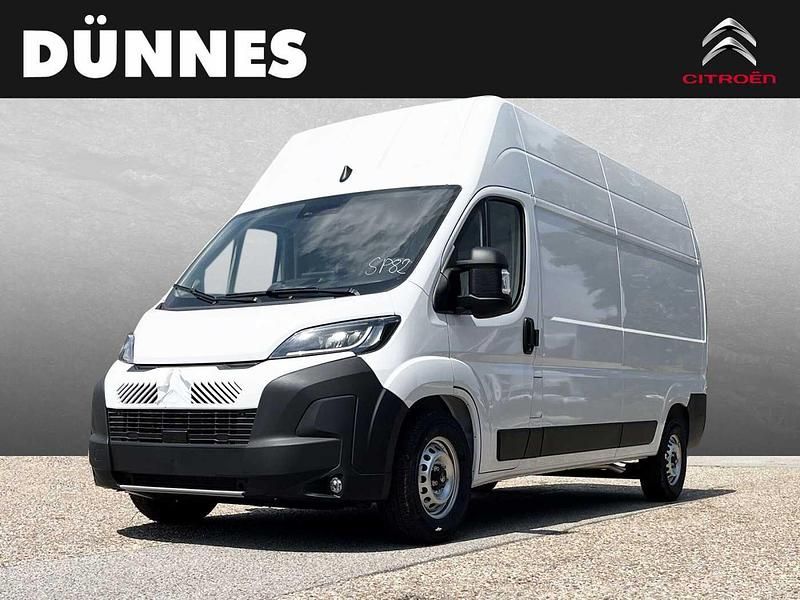 Weiß Gebraucht 2024 Citroën Jumper Van / Kleinbus | 33.850 € (Teuer) - Bild 1/4