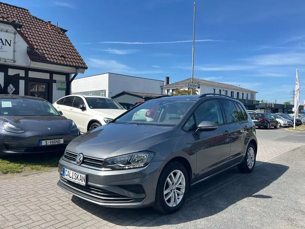 Gebraucht VW Golf 131 PS (96 kW) 2018 Grau SUV