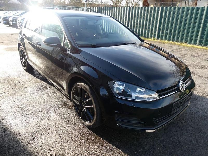 Second-hand VW Golf VII Trendline 86 CP (63 kW) 2014 Negru Berlinǎ