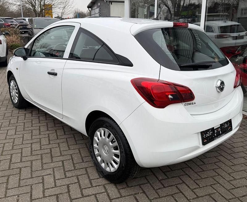 Gebraucht Opel Corsa Selection 69 PS (50 kW) 2017 Weiß Kleinwagen