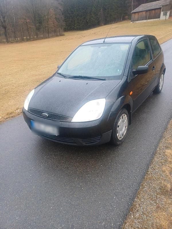 Gebraucht Ford Fiesta 80 PS (58 kW) 2003 Schwarz Kleinwagen