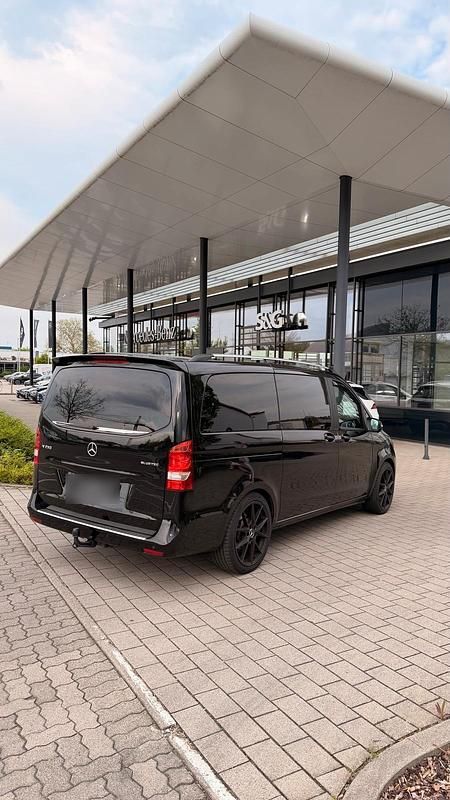 Gebraucht Mercedes V250 190 PS (139 kW) 2015 Schwarz Van / Kleinbus