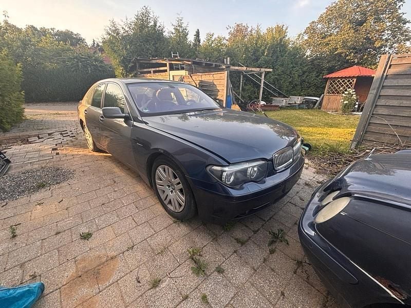 Andere farben Gebraucht 2003 BMW 745 Limousine | 3.800 € (Etwas zu teuer) - Bild 1/4