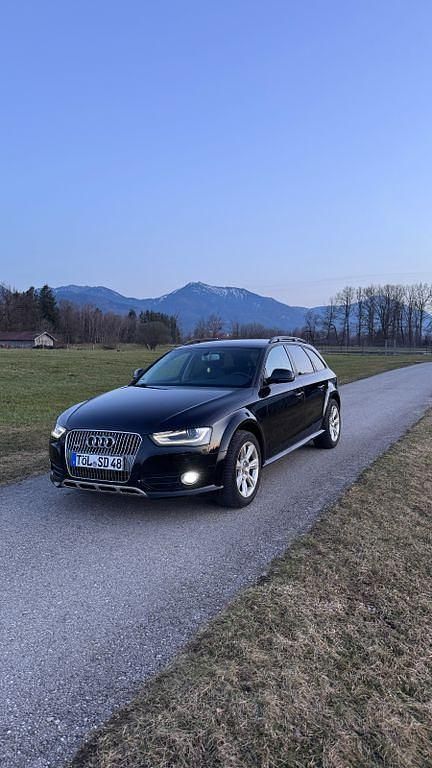 Gebraucht Audi A4 Allroad 177 PS (130 kW) 2015 Schwarz Kombi