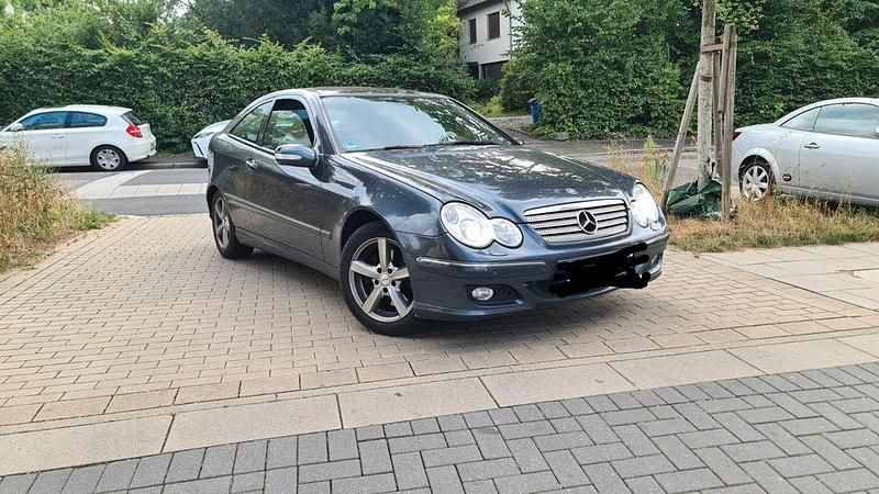 Gebraucht 2007 Mercedes C230 Coupé | 2.199 € (Superpreis) - Bild 1/4