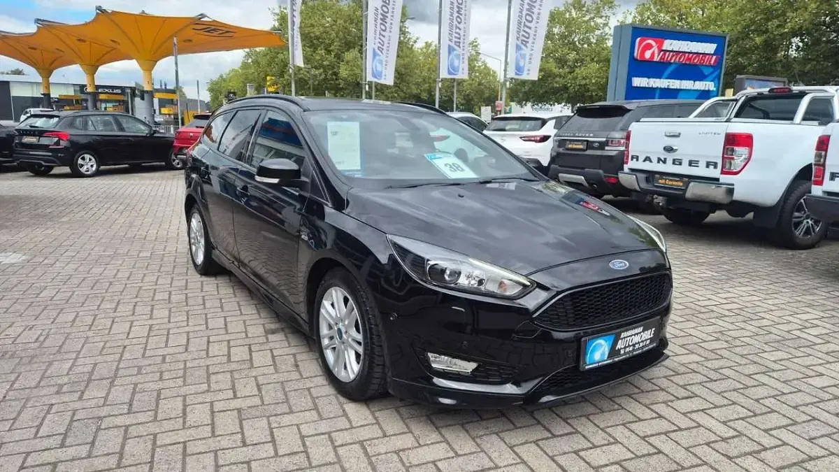 Gebraucht Ford Focus ST-Line 140 PS (102 kW) 2018 Schwarz Limousine