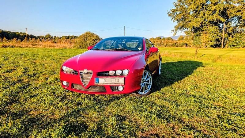 Rot Gebraucht 2008 Alfa Romeo Brera Coupé | 9.999 € (Teuer) - Bild 1/4