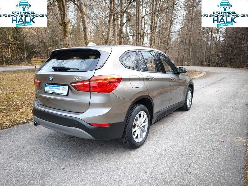 Gebraucht BMW X1 Advantage 140 PS (102 kW) 2017 Gold SUV