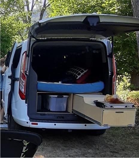 Gebraucht Ford Tourneo 155 PS (114 kW) 2014 Weiß Van / Kleinbus