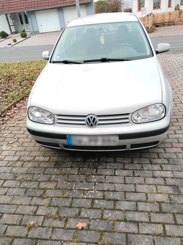 Silber Gebraucht 1998 VW Golf Limousine | 1.500 € (Fairer Preis) - Bild 1/4