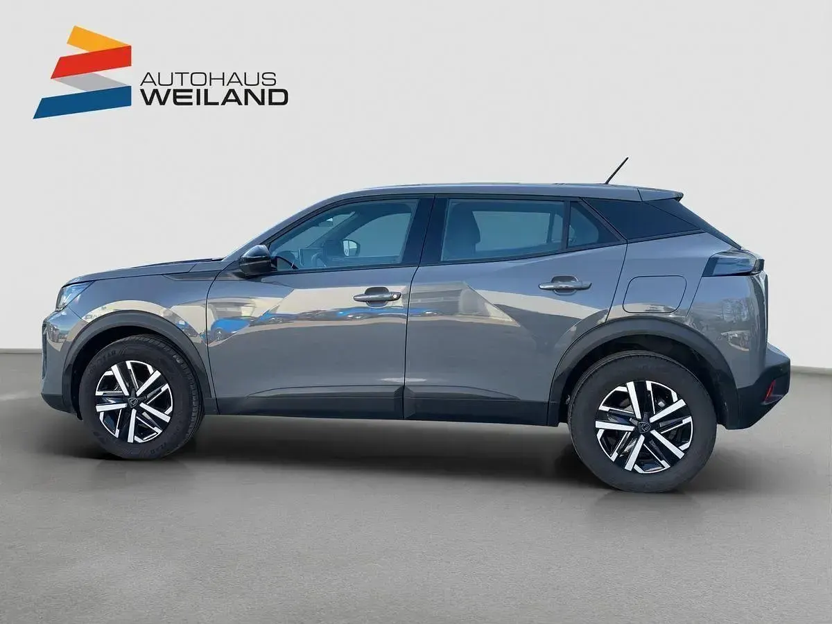 Gebraucht Peugeot 2008 Active 101 PS (74 kW) 2024 Grau SUV