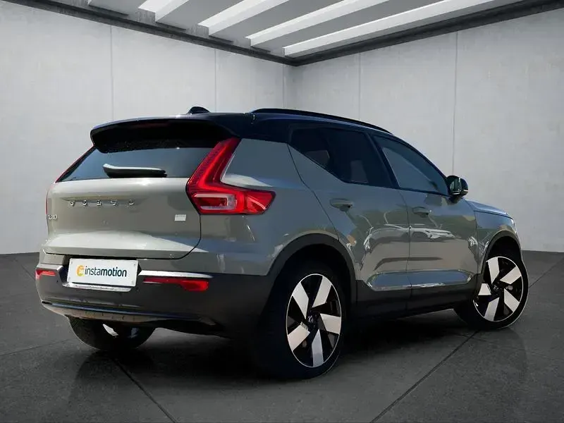Gebraucht Volvo XC40 185 kW (252 PS) 2023 Grün SUV