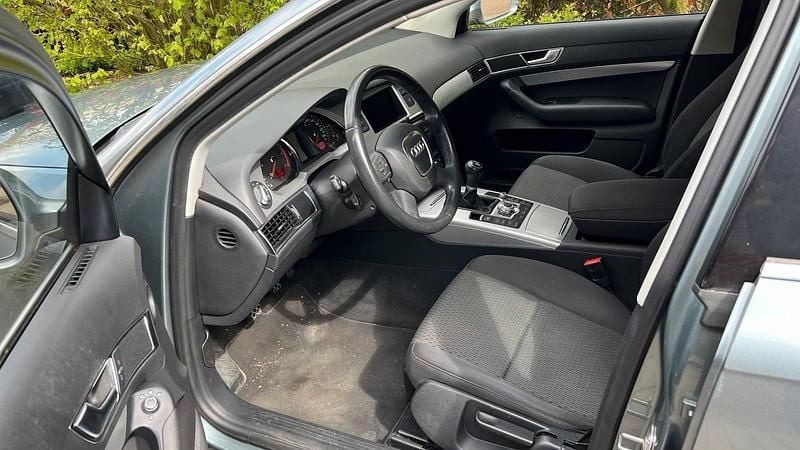 Silber Gebraucht 2009 Audi A6 Kombi | 3.000 € (Guter Preis) - Bild 1/4