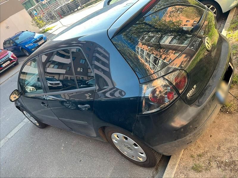 Second-hand VW Golf IV 75 CP (55 kW) 2003 Negru Hatchback