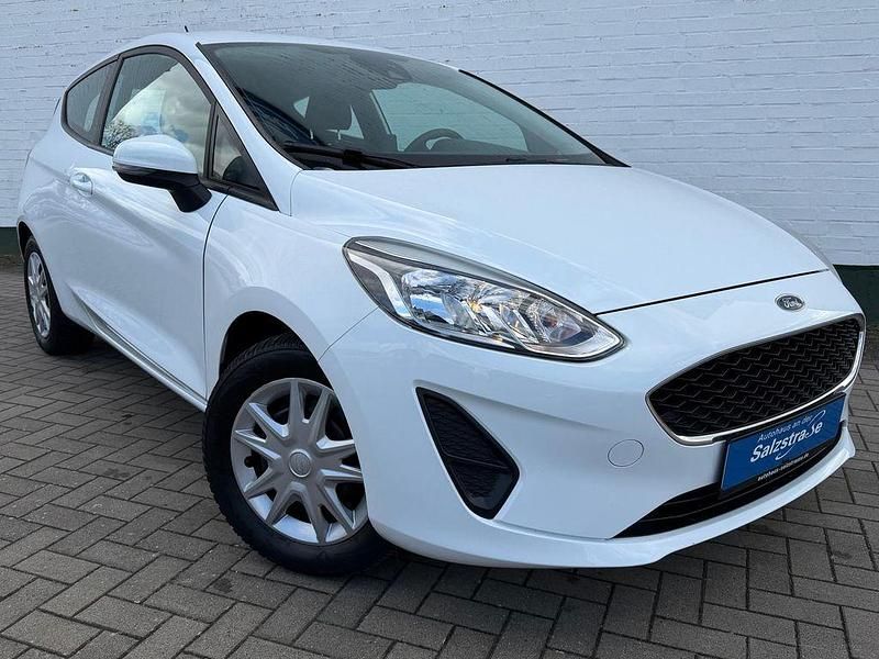 Gebraucht Ford Fiesta Trend 71 PS (52 kW) 2018 Weiß Kleinwagen