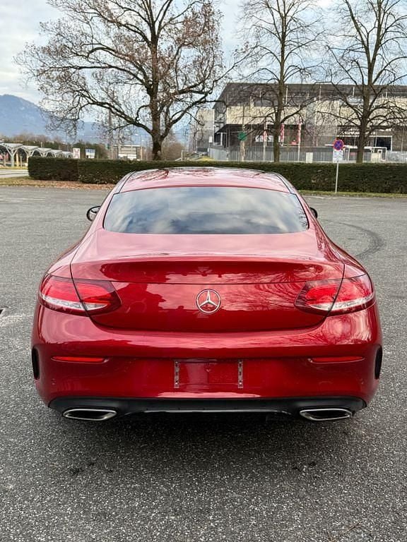 Second-hand Mercedes C400 333 CP (244 kW) 2017 Roșu Coupe