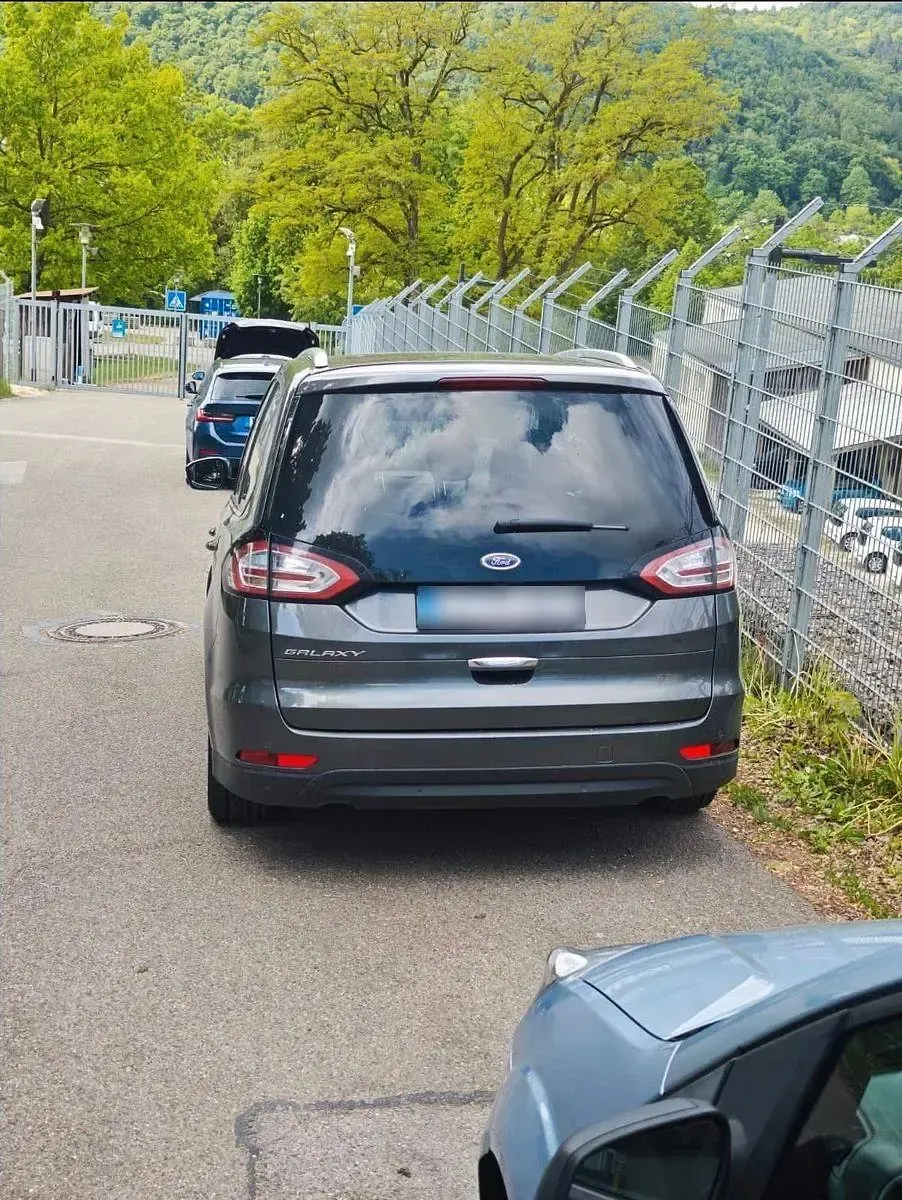 Gebraucht Ford Galaxy Titanium 179 PS (131 kW) 2017 Grau Van / Kleinbus
