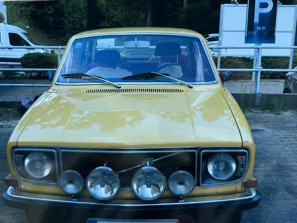 Gebraucht Volvo 142 82 PS (60 kW) 1972 Gelb Limousine